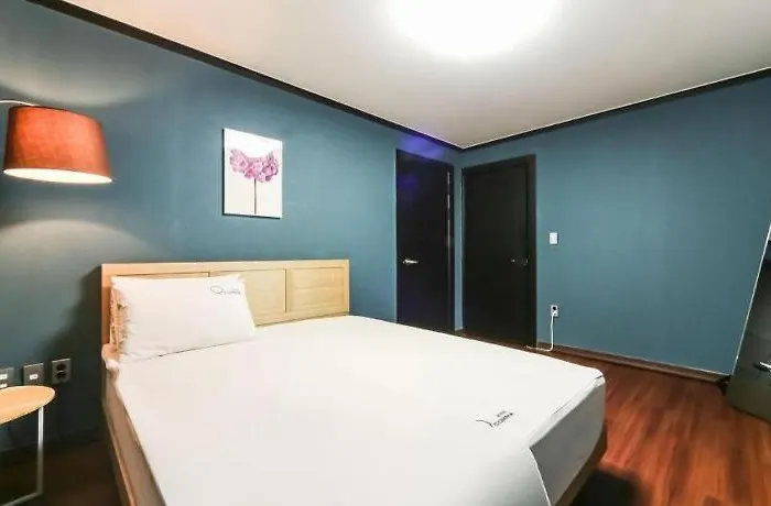 Motel Comma 3*